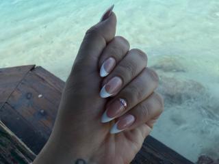 См. подробные сведения о модели JuliaGarciax