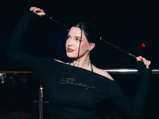 См. подробные сведения о модели JessiBlossom