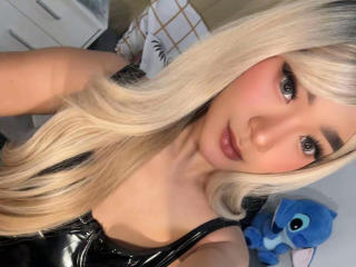 См. подробные сведения о модели AsianHugeCockxX