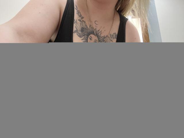 DiLaria - Live porn &amp; sex cam - 28935623