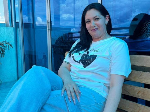 Irisbloom69 - Live sex cam - 28936502