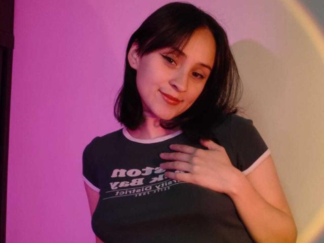 AnnieLamberth - Live porn &amp; sex cam - 28938290