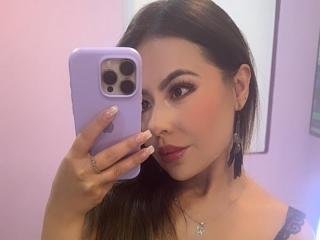 См. подробные сведения о модели AshleyyPort