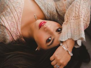 См. подробные сведения о модели AshleyyPort