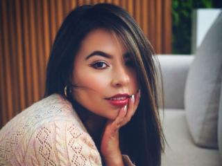 См. подробные сведения о модели AshleyyPort