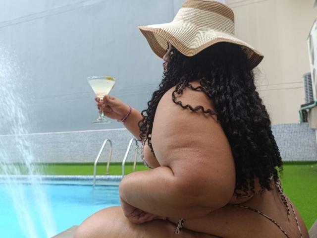 MileyCollinss - Live porn &amp; sex cam - 28938731