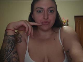 См. подробные сведения о модели UkraineGirl1