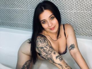 См. подробные сведения о модели AnnyBentleii