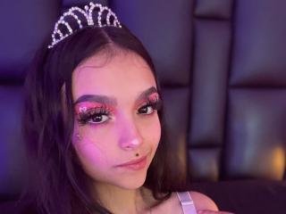 Lásd a MarietteJones teljes profilját