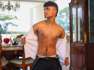 Lásd a Jacobb69 teljes profilját