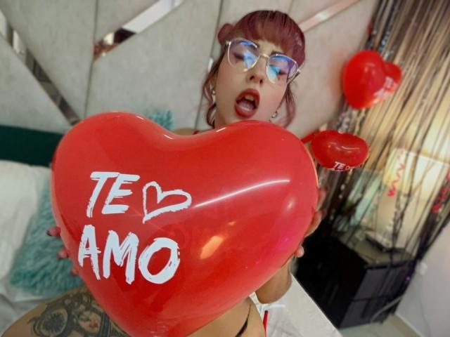 SashaMoretti - Live porn &amp; sex cam - 28940690