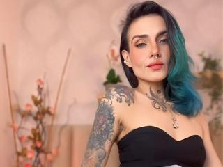 См. подробные сведения о модели EmaLeBlanc