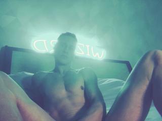 Ver la ficha detallada de Lstfl-Wizard-hot