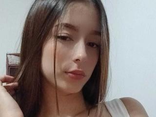 Ver la ficha detallada de ElyraBloom