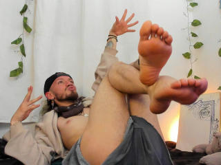 См. подробные сведения о модели AngelDamianArt