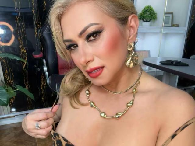 MisseScarleth - сексуальная веб-камера в реальном времени - 28951745