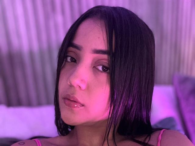 IvoneSanz - Live porn &amp; sex cam - 28952012