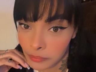 Ver la ficha detallada de EmmaEbony