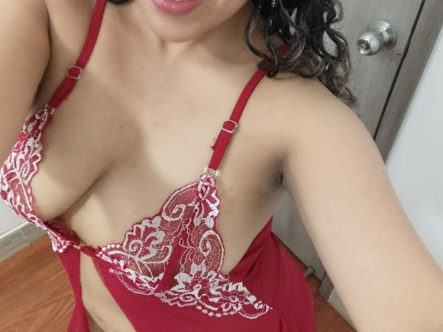 MeganFerrerr - Camera khiêu dâm &amp; quyến rũ trực tiếp - 28952675