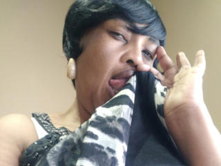 Yksityiskohtaiset tiedot mallista MyDdBoobies