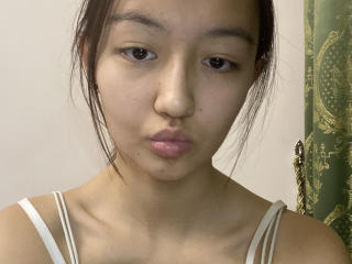 Yksityiskohtaiset tiedot mallista NoreneBevilacqua