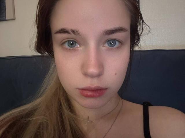 TheressaBuzzo - Live porn &amp; sex cam - 28953170