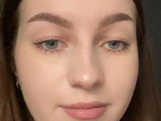 Yksityiskohtaiset tiedot mallista SaraRosenbarger