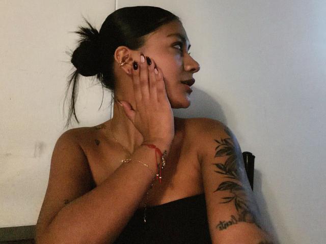 ThaliaAres - Live porn &amp; sex cam - 28953185