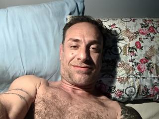 См. подробные сведения о модели Calenton2026