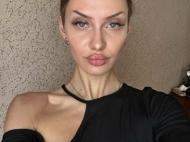 TinishaMinot - Live porn &amp; sex cam - 28953278