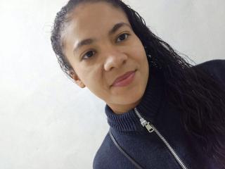 Ver la ficha detallada de CanelaaSwett