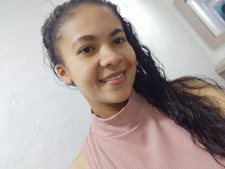 Yksityiskohtaiset tiedot mallista CanelaaSwett