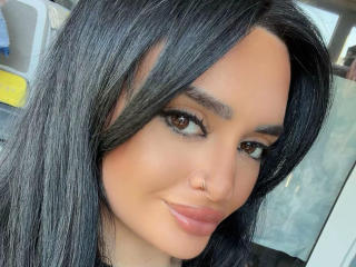 Yksityiskohtaiset tiedot mallista NightNymph