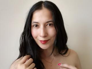 См. подробные сведения о модели AnneStone