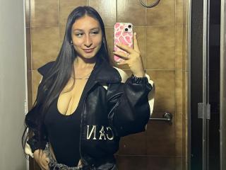 Ver la ficha detallada de MaddyCarina