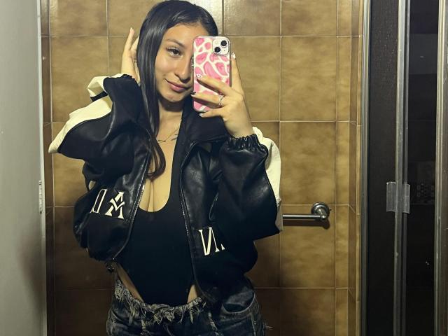 MaddyCarina - 라이브 포르노 &amp; 섹스 캠 - 28956266