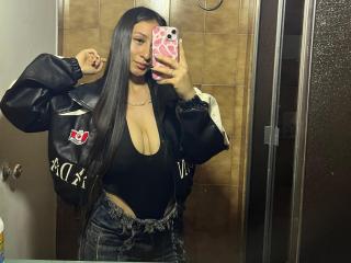 Ver la ficha detallada de MaddyCarina