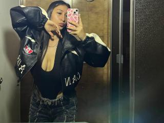 Ver la ficha detallada de MaddyCarina