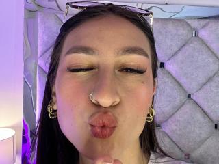 Ver la ficha detallada de MaddyCarina