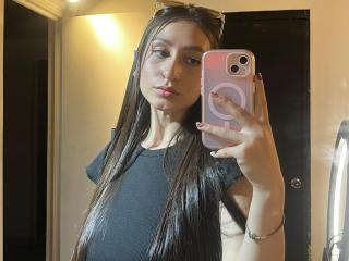 Ver la ficha detallada de MaddyCarina