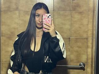 Ver la ficha detallada de MaddyCarina