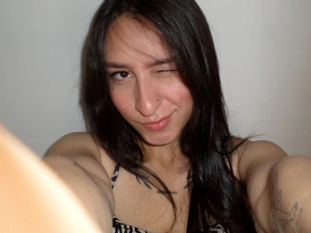 MaddyCarina - Live porn &amp; sex cam - 28956644