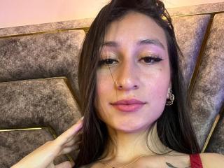 Ver la ficha detallada de MaddyCarina