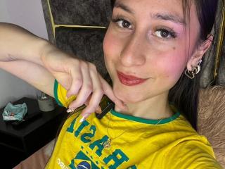 Ver la ficha detallada de MaddyCarina