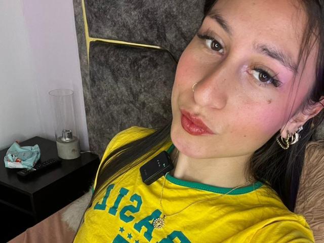 MaddyCarina - Live porn &amp; sex cam - 28956665