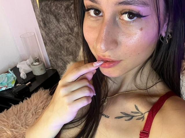 MaddyCarina - Live sexe cam - 28956677