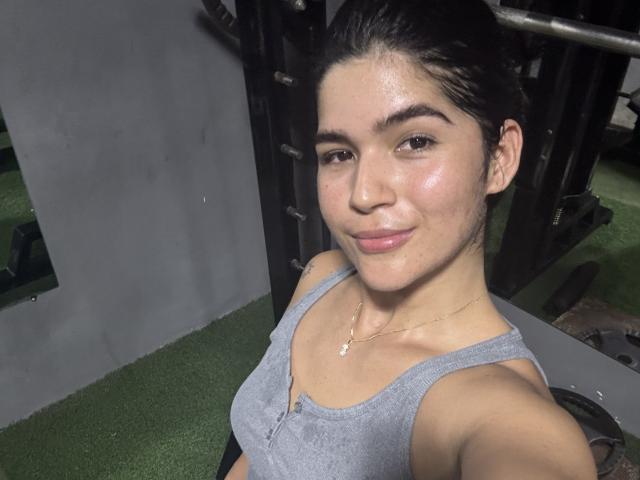 ScarlletZhen - Live porn &amp; sex cam - 28956773