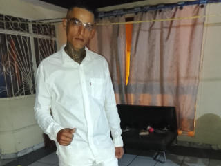 Yksityiskohtaiset tiedot mallista Negropapi