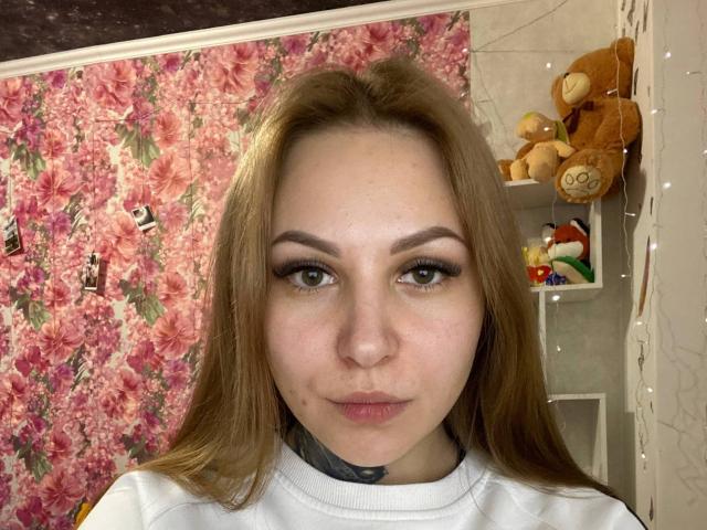 RaynaFrankhouser - Sexe cam en vivo - 28957001