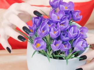 Yksityiskohtaiset tiedot mallista Nalini